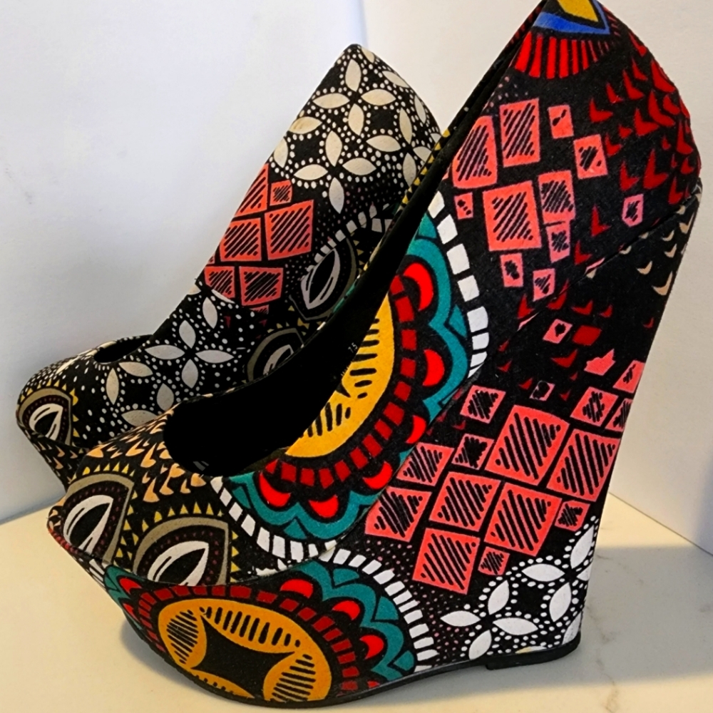 Steve Madden Retro-look Fabric Sky-high Platform Shoes Size 7.5